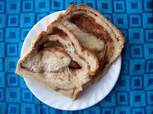 Homemade Cinnamon Raisin Bread French Toast (+ Hamilton Beach