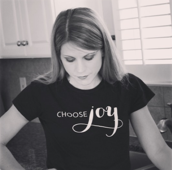 Choose Joy t-shirt