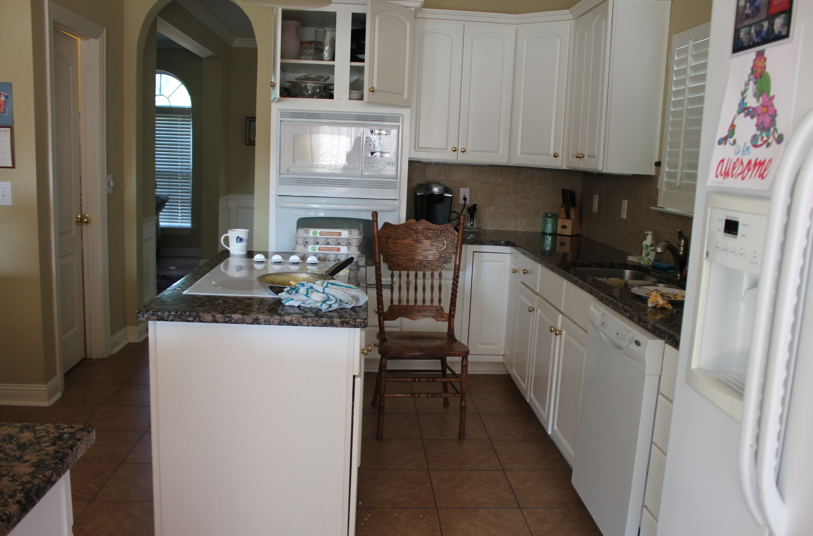 Homemaking Challenge Project Day 1: The Kitchen