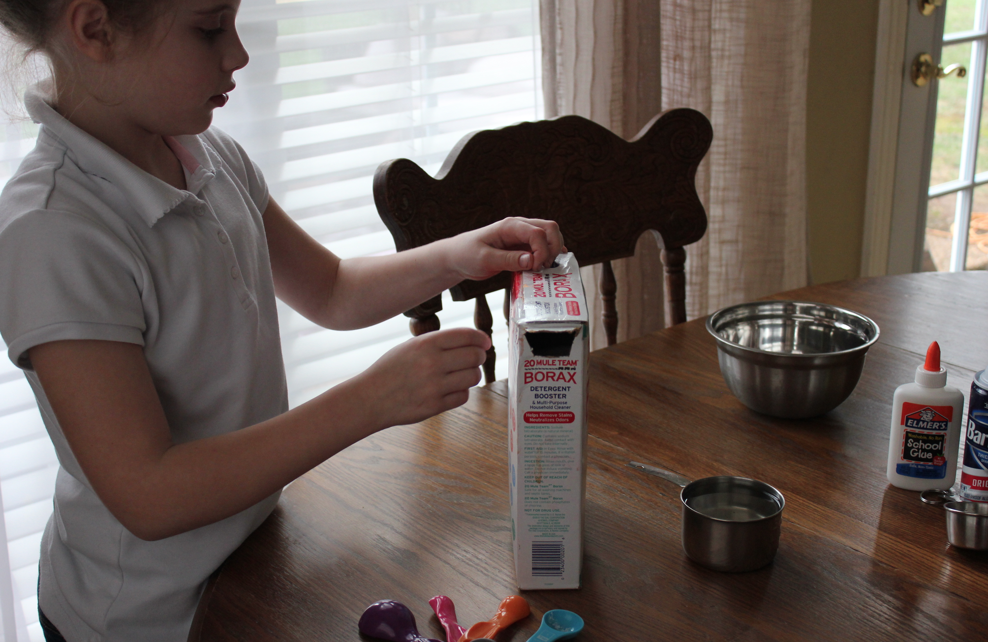 One Savvy Mom ™  NYC Area Mom Blog: DIY Pumpkin Pie Slime - Borax-Free 4  Ingredient Recipe
