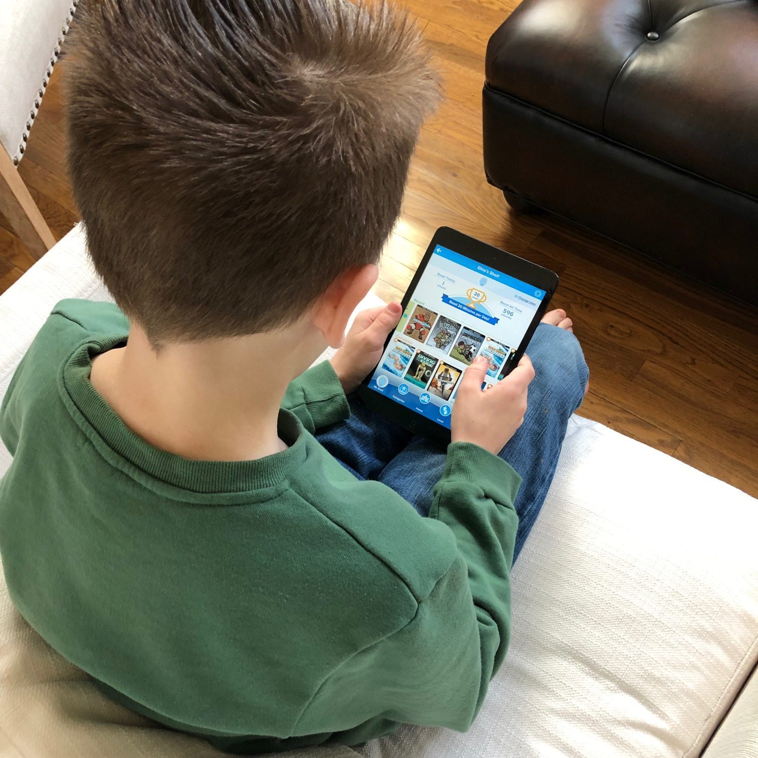 boy using ReadingIQ app