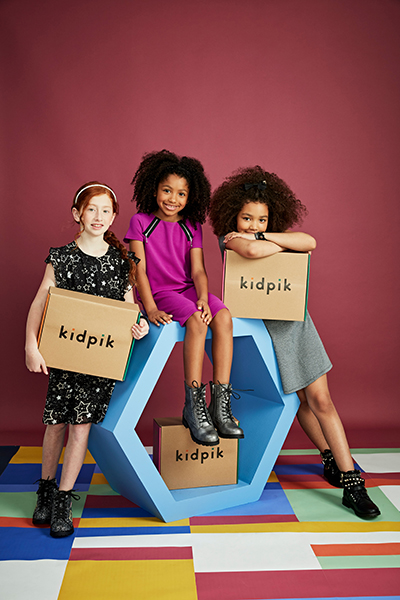 kids with Kidpik boxes