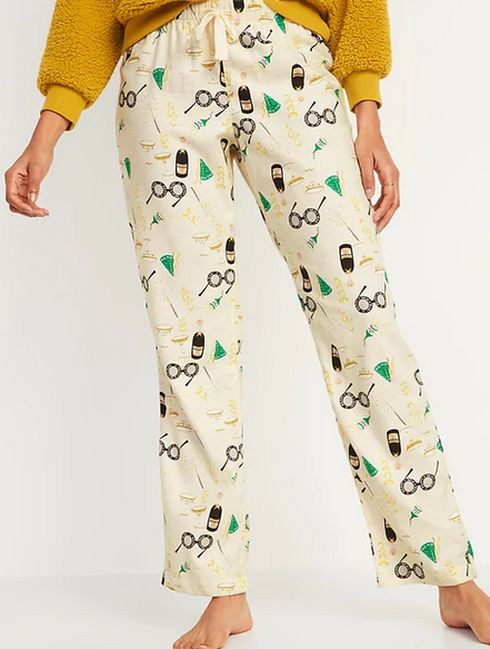 Old Navy: Women's Flannel Pajama Pants only $6.78!