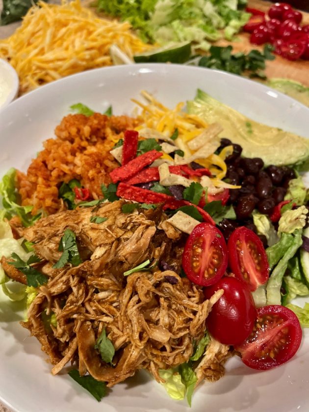 mexican salad with shredded chicken