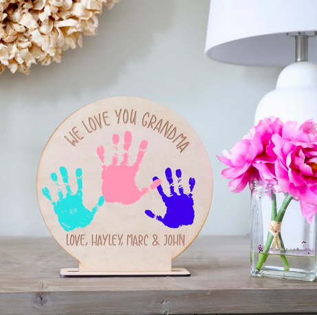 Personalized DIY Handprint Sign