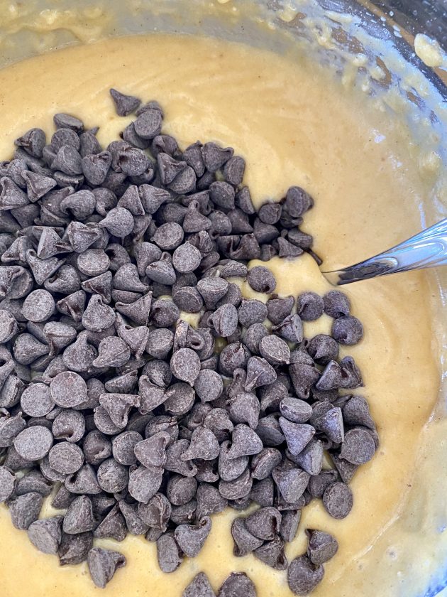 our favorite freezer-friendly pumpkin chocolate chip muffins