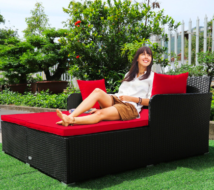Cushioned Outdoor Patio Rattan Daybed