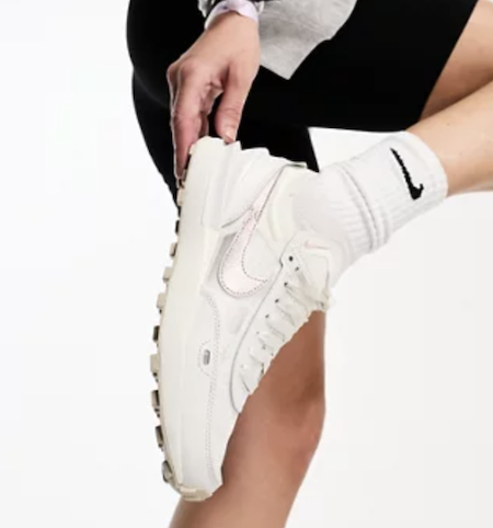 Nike Waffle One ESS sneakers in white