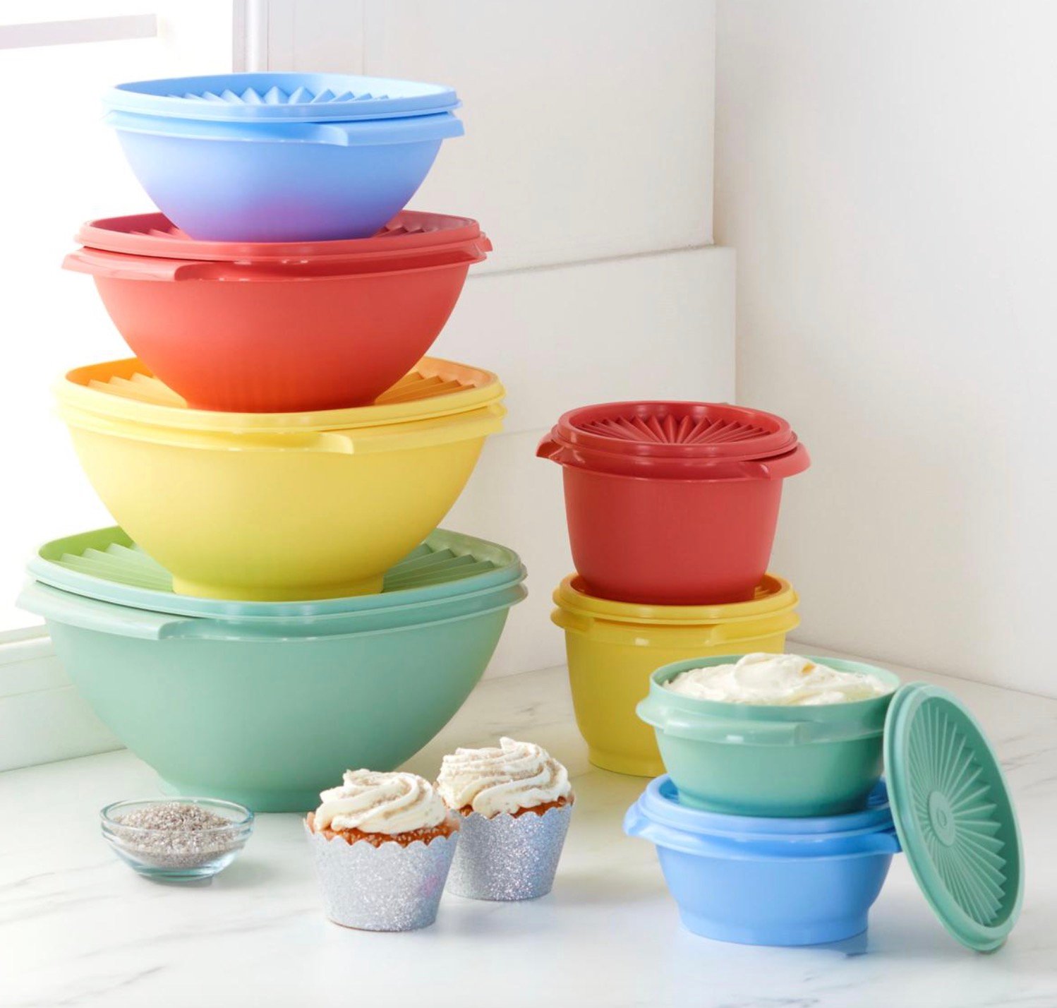 Tupperware Heritage 16-piece Sq. and Spherical Bowl Set solely $28.45 shipped (Reg. $70!)