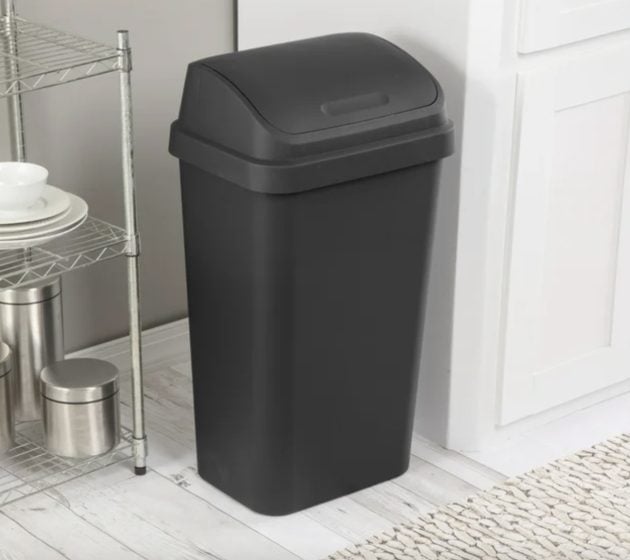 Sterilite 13 Gallon Trash Can