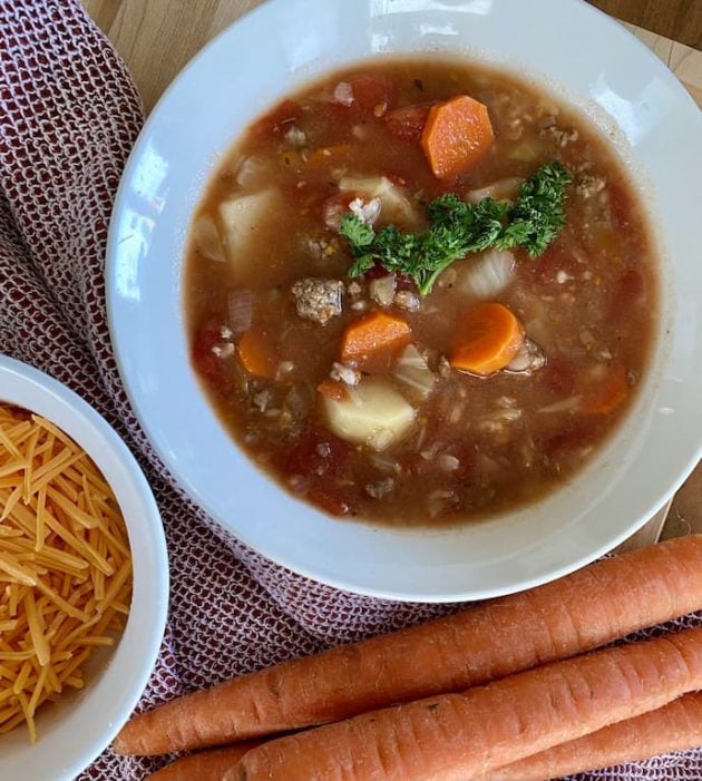 receitas de sopa de hambúrguer de vegetais no outono