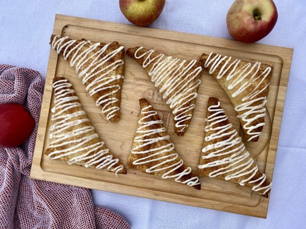 apple turnovers with puff pastry