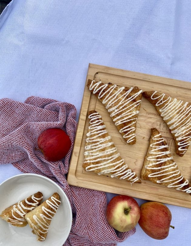 puff pastry apple turnovers