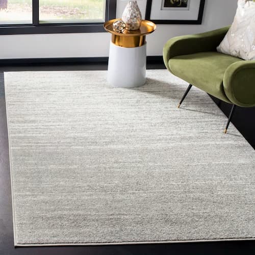 Wade Logan Bethlyn Light Gray Area Rug