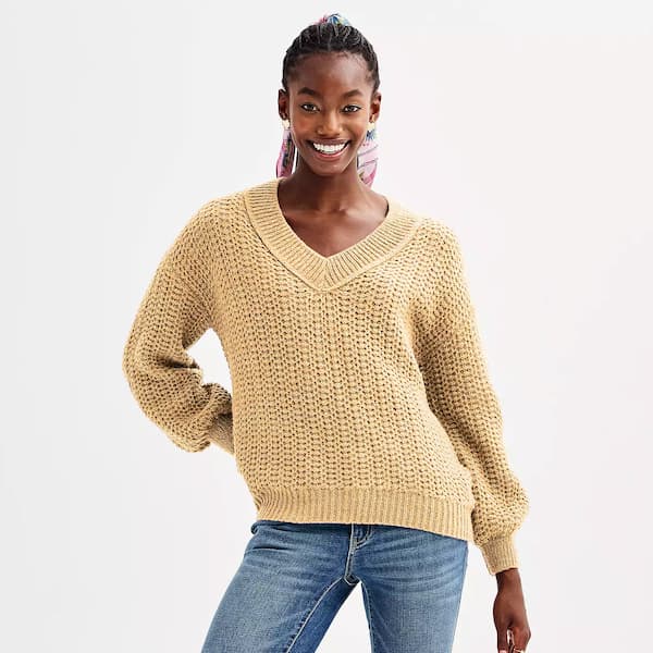 Juniors' SO® V-Neck Pullover