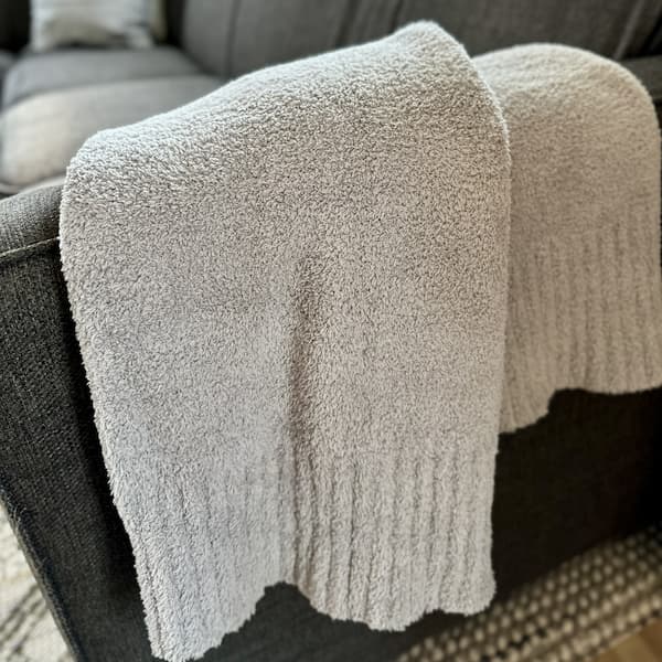 *RARE* Barefoot Dreams CozyChic Blanket only $62.48 shipped (Reg. $148)