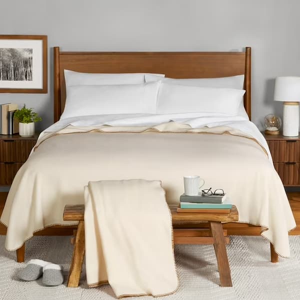 Mainstays Super Soft Fleece Blanket, 2-Pack deal