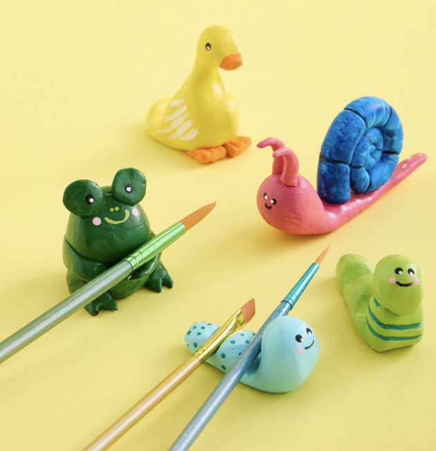 Michaels: FREE Kids Club Clay Pencil & Paintbrush Pals on April 19th!