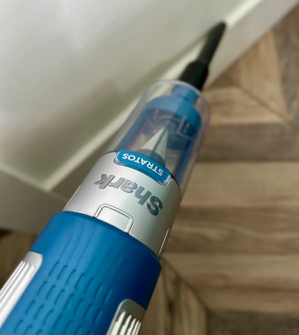 shark stratos as a handheld vac
