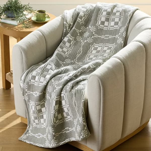 Better Homes & Gardens Sea Turtle Woven Gauze Jacquard 50x72' Throw Blanket deal