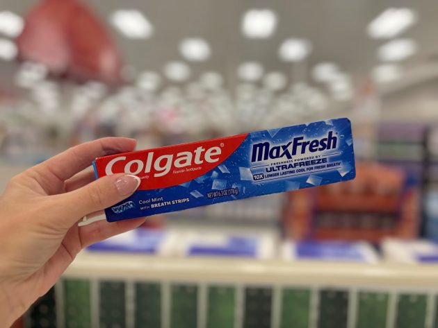 Colgate MaxFresh Toothpaste