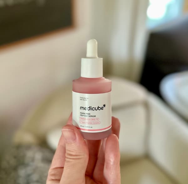 Medicube PDRN Pink Peptide Serum
