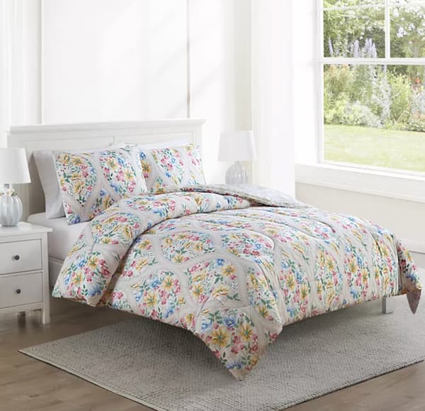 Penelope Reversible Printed 3-Pc. Comforter Set