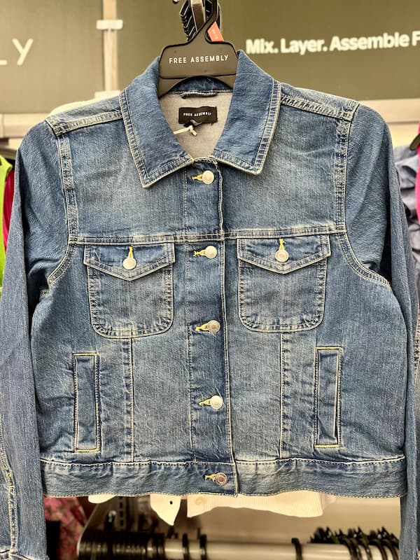 Free Assembly Women's Cropped Denim Jacket at Walmart