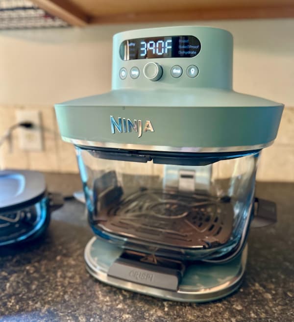 *RARE* Ninja Crispi Pro 6-in-1 Countertop Glass Air Fryer only $209.98 shipped (Reg. $300)! {Today Only}