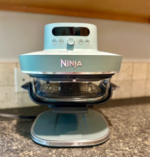 Ninja Crispi Pro with smaller glass container