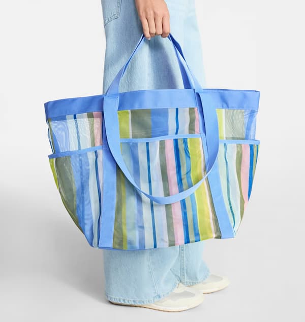 No Boundaries Women’s Mesh Tote Bag as low as $2.91!
